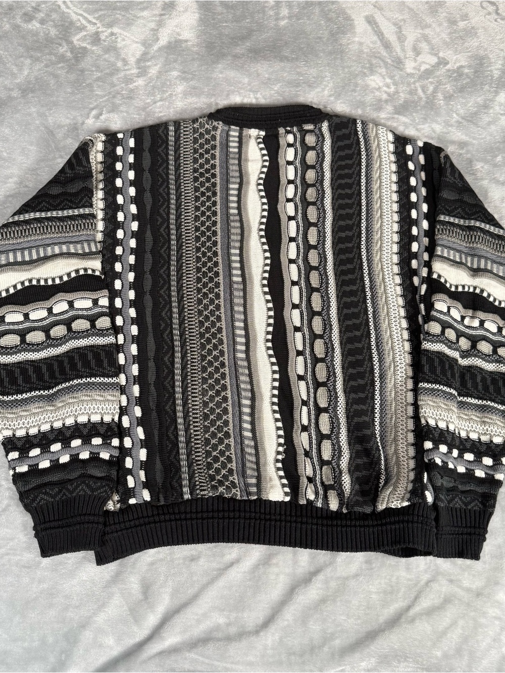 Vintage Protege Textured 3D Knit Sweater Mens M Acrylic Made In USA 90s - Picture 4 of 7